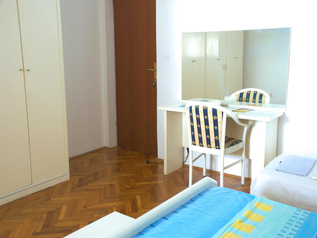 Nada Apartments Пореч Экстерьер фото