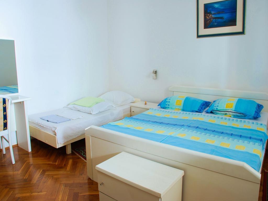 Nada Apartments Пореч Экстерьер фото