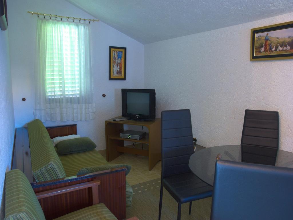 Nada Apartments Пореч Экстерьер фото