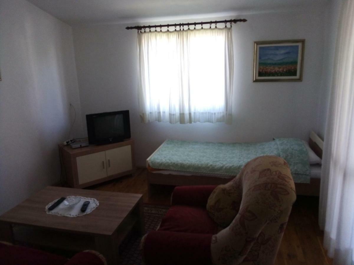 Nada Apartments Пореч Экстерьер фото